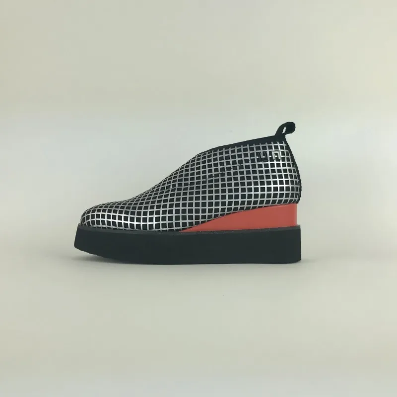 BOTIN plataforma negro plata naranja